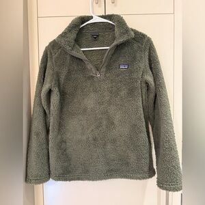Patagonia Boys Sage Green Fleece Pullover. Boys size XL (14)